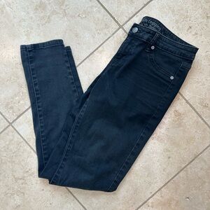 Mossimo Size 8 Black Skinny Jeans